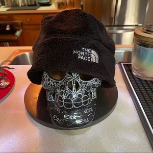 The North Face Black winter beanie unisex OS